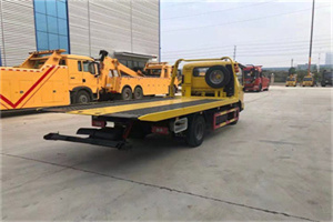 林芝地区非事故拖车