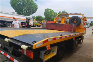 林芝地区附近拖车电话号码服务