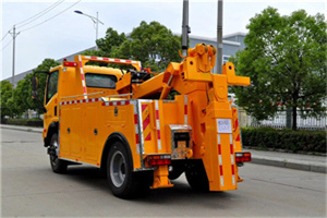 林芝地区高速路拖车费